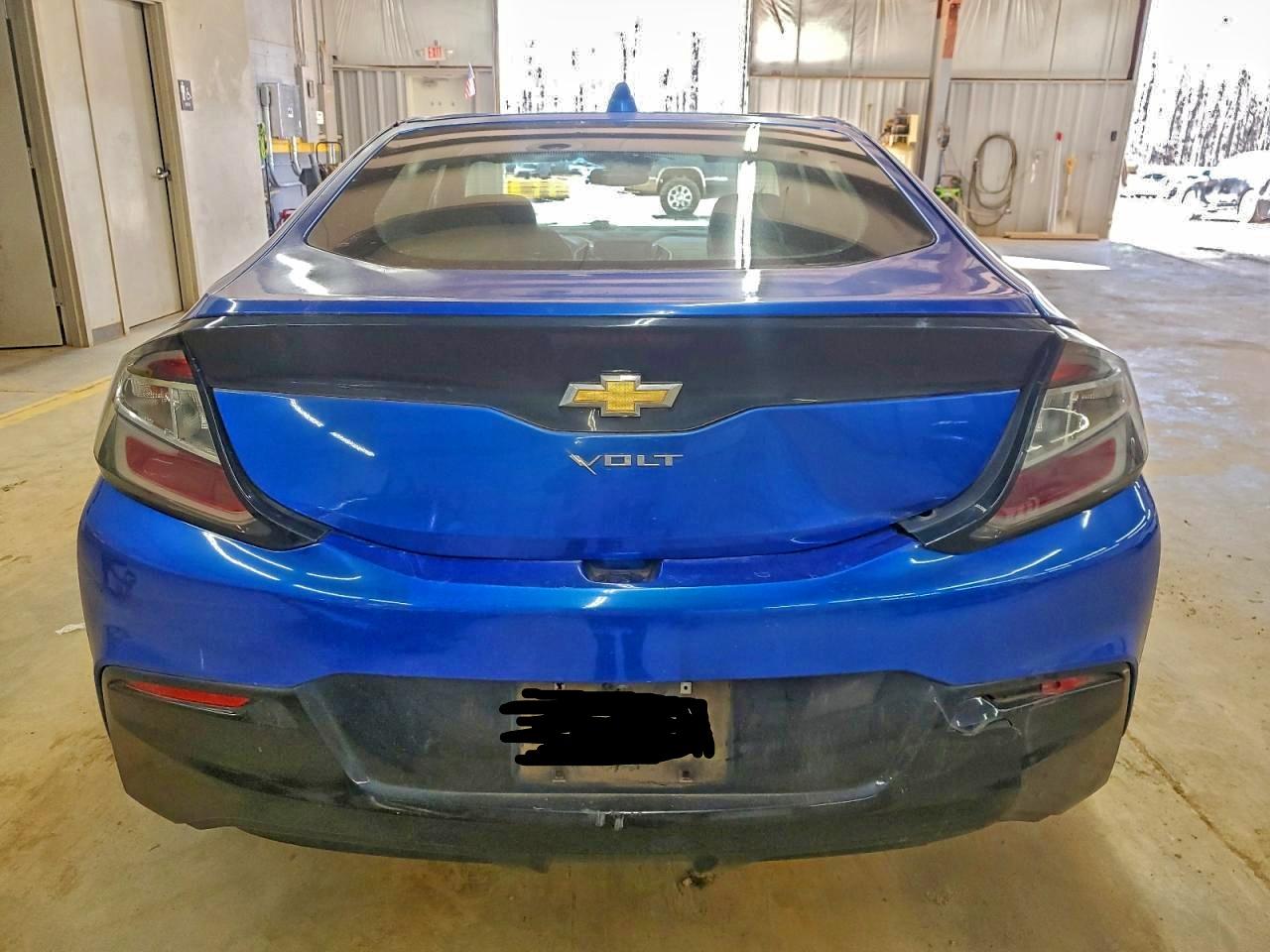 2017 CHEVROLET VOLT LT photo 6