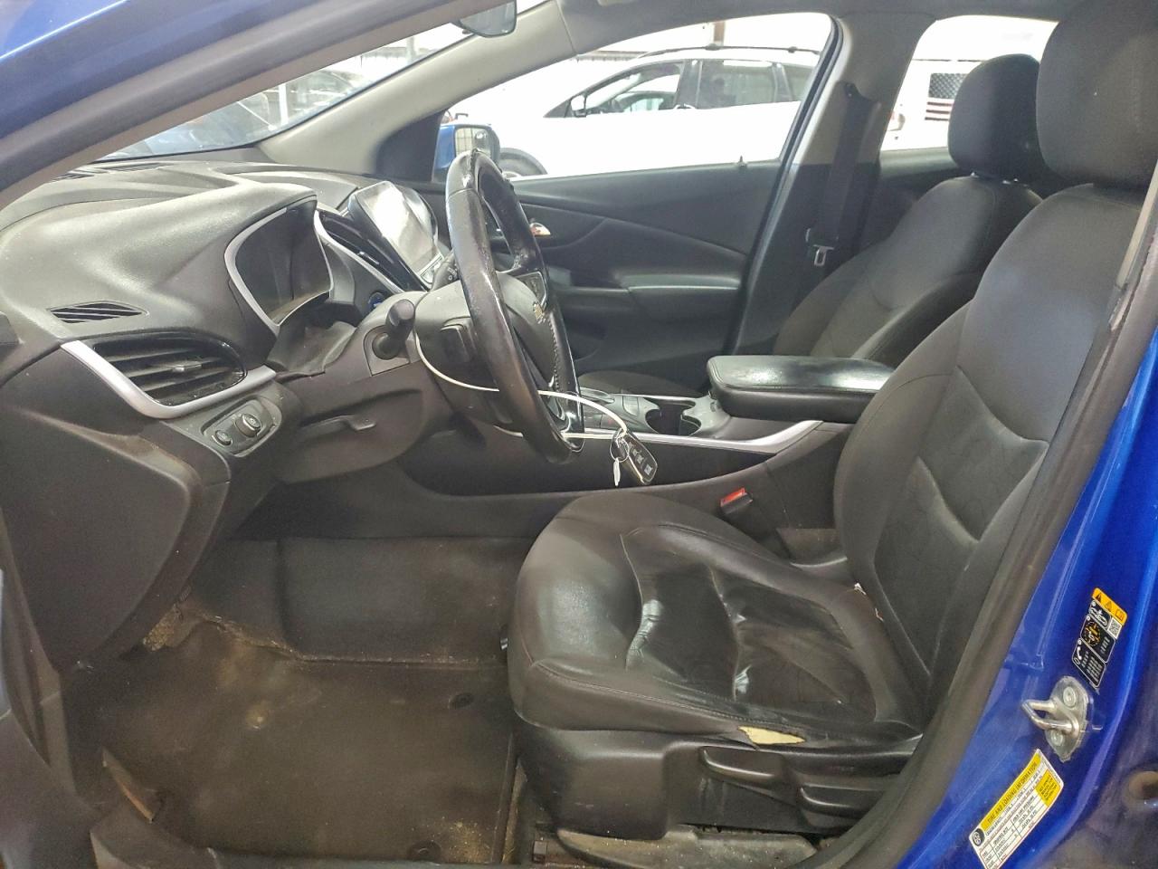 2017 CHEVROLET VOLT LT photo 7