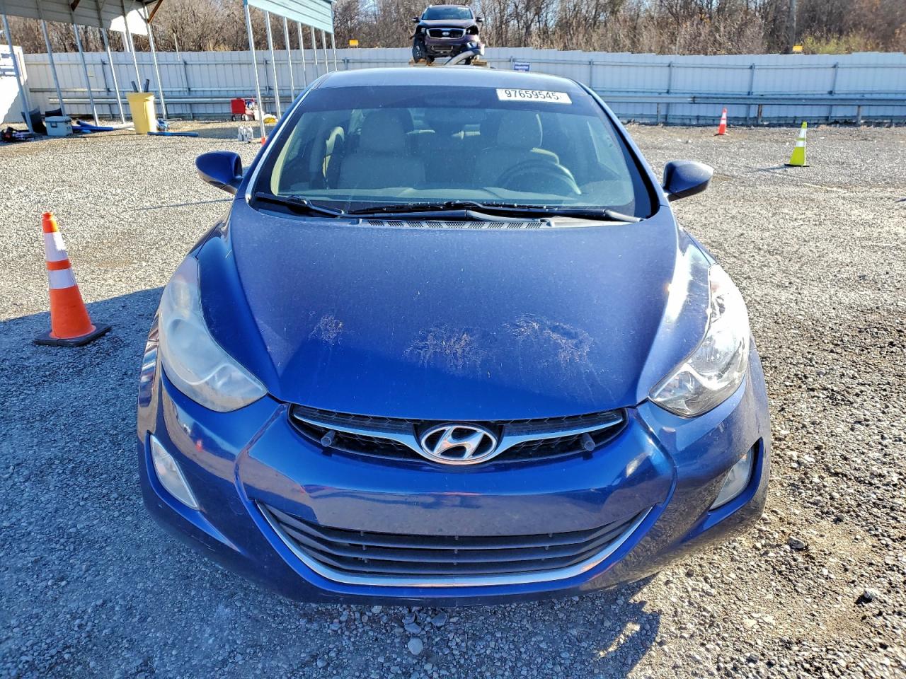 2013 HYUNDAI ELANTRA GLS photo 9