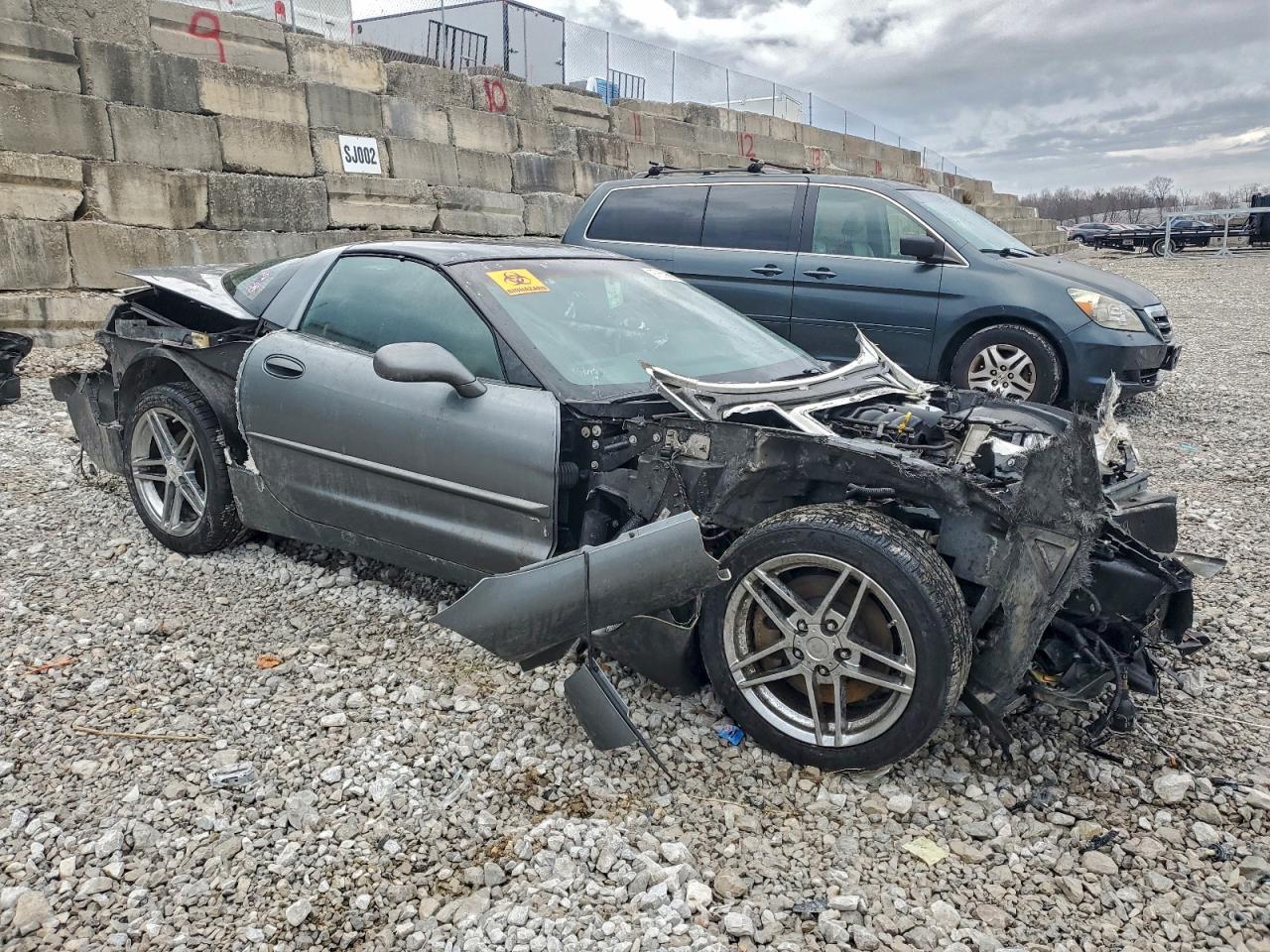 2004 CHEVROLET CORVETTE photo 4