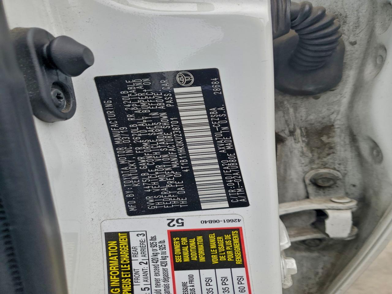 2019 TOYOTA CAMRY L photo 13