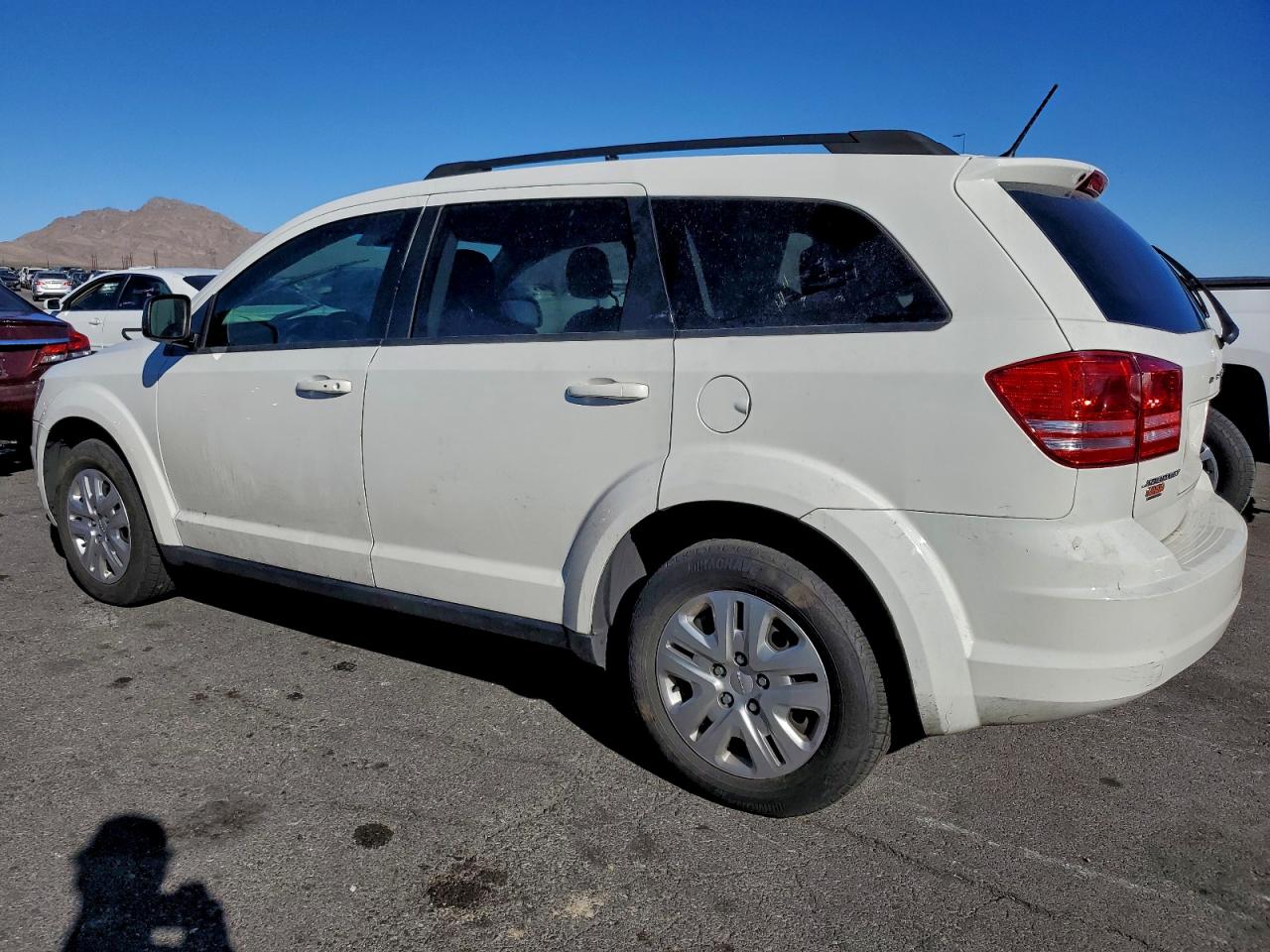 2017 DODGE JOURNEY SE photo 2