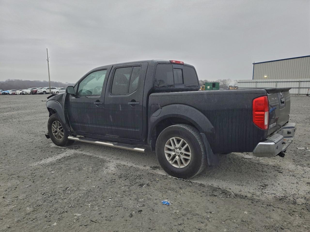 2018 NISSAN FRONTIER photo 2