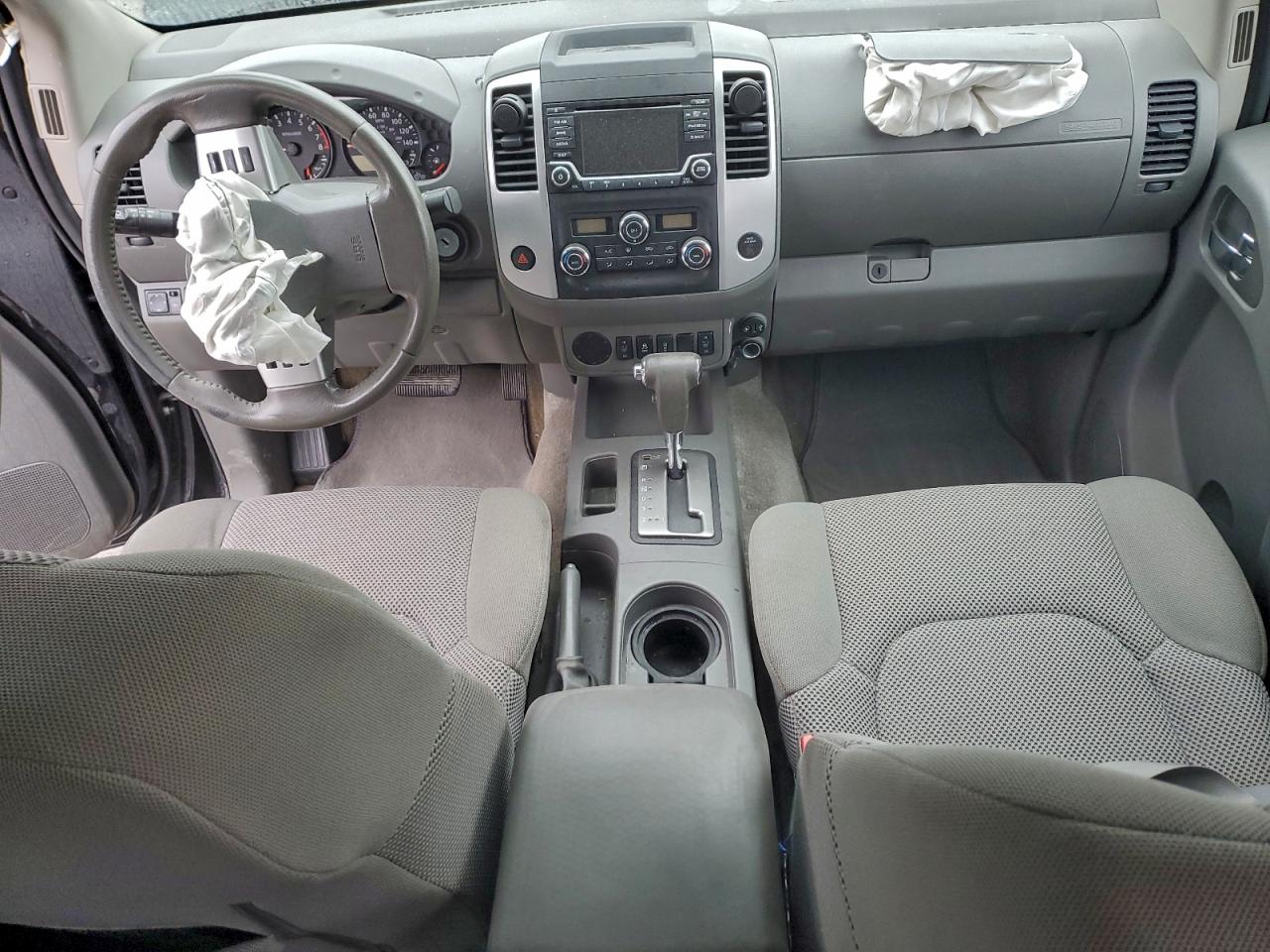 2018 NISSAN FRONTIER photo 8