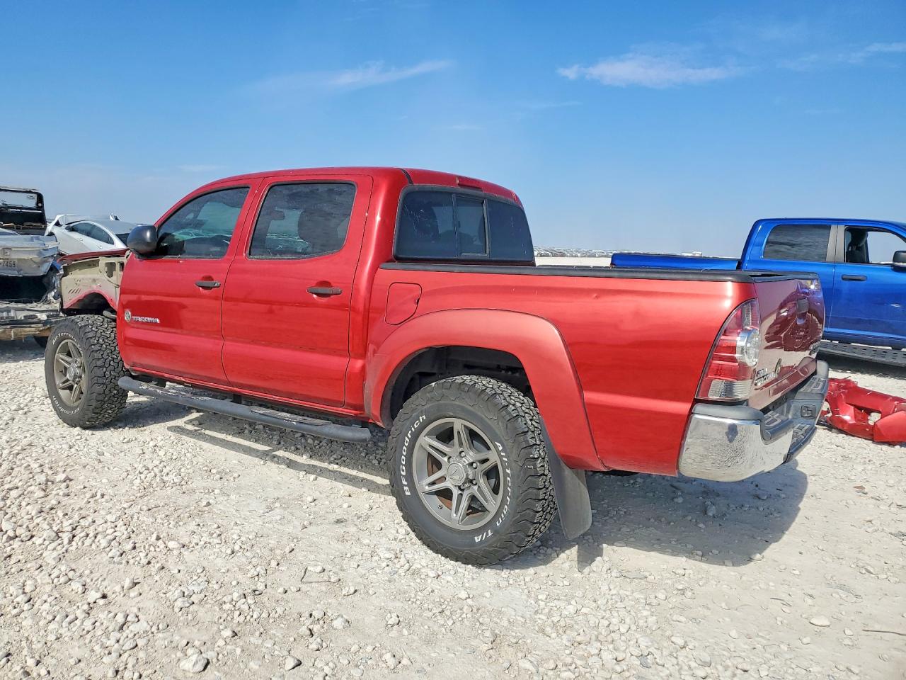 2013 TOYOTA TACOMA PRERUNNER V6 photo 2
