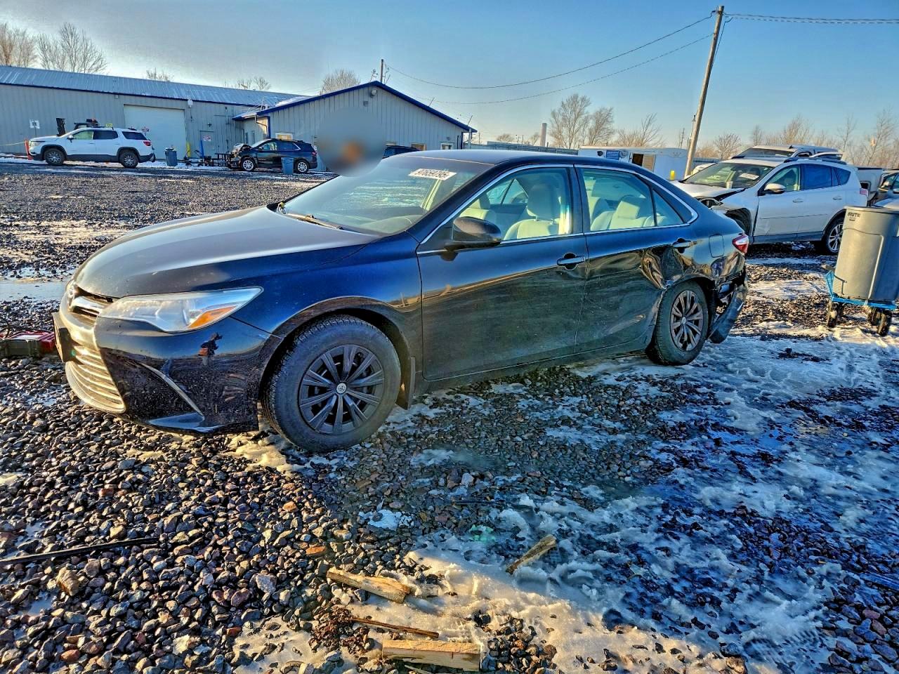 2017 TOYOTA CAMRY