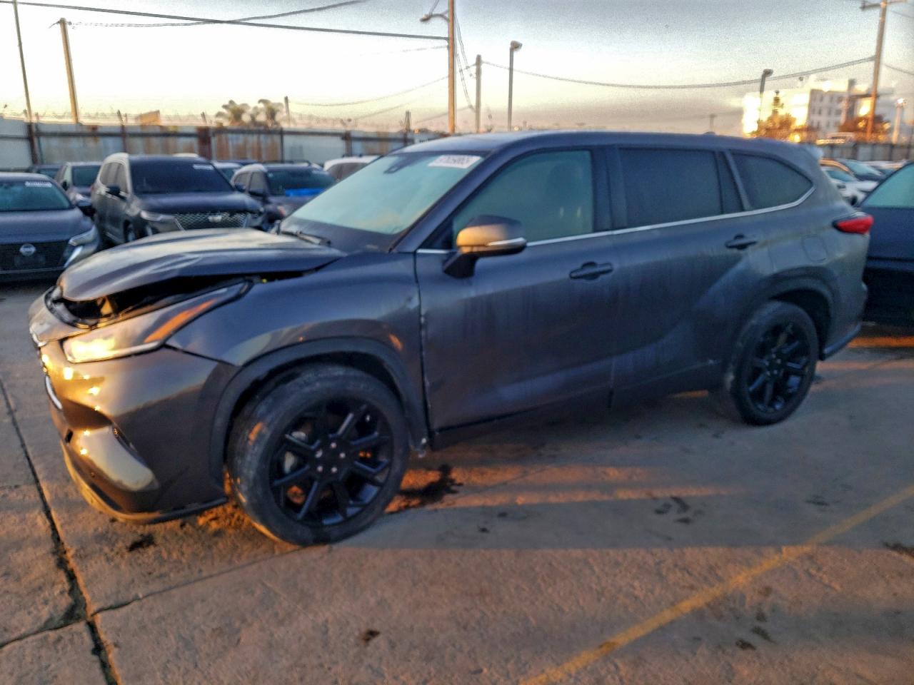 2023 TOYOTA HIGHLANDER