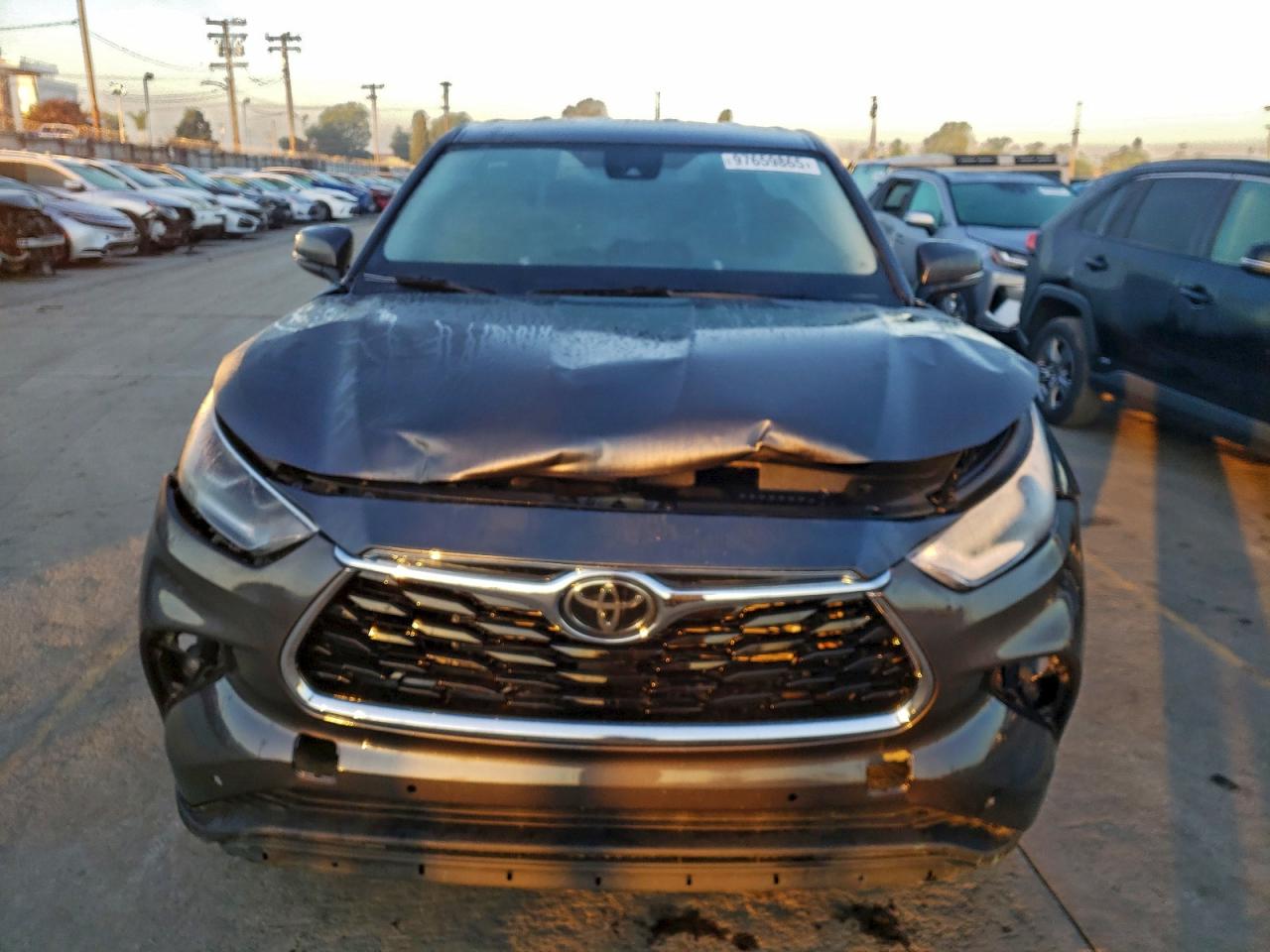 2023 TOYOTA HIGHLANDER L photo 5