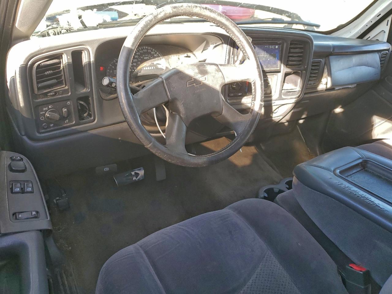 2006 CHEVROLET SILVERADO C1500 photo 8