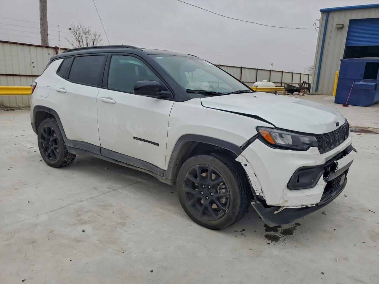 2024 JEEP COMPASS LATITUDE photo 4