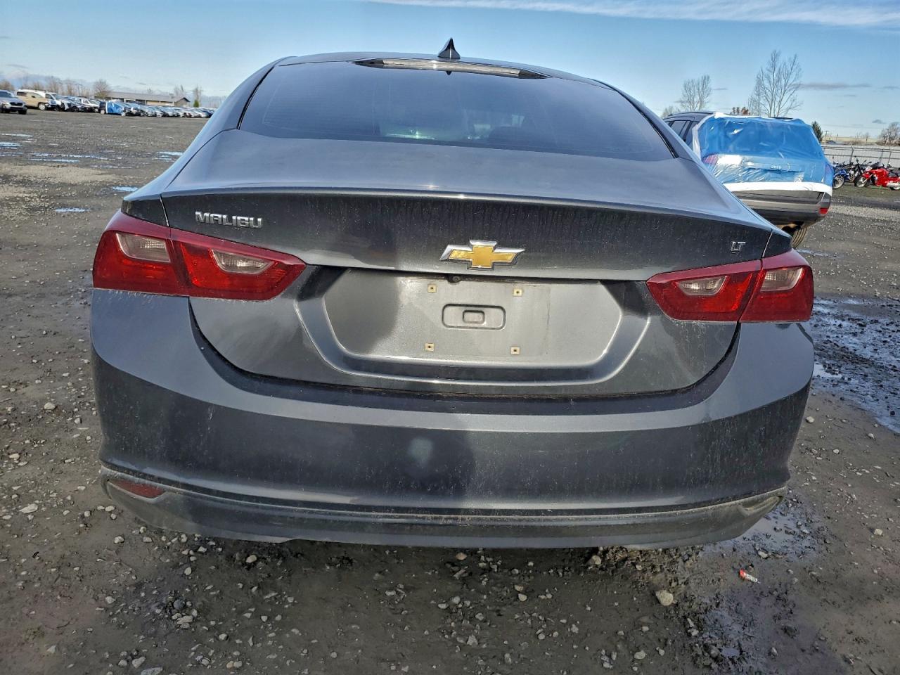 2017 CHEVROLET MALIBU LT photo 6