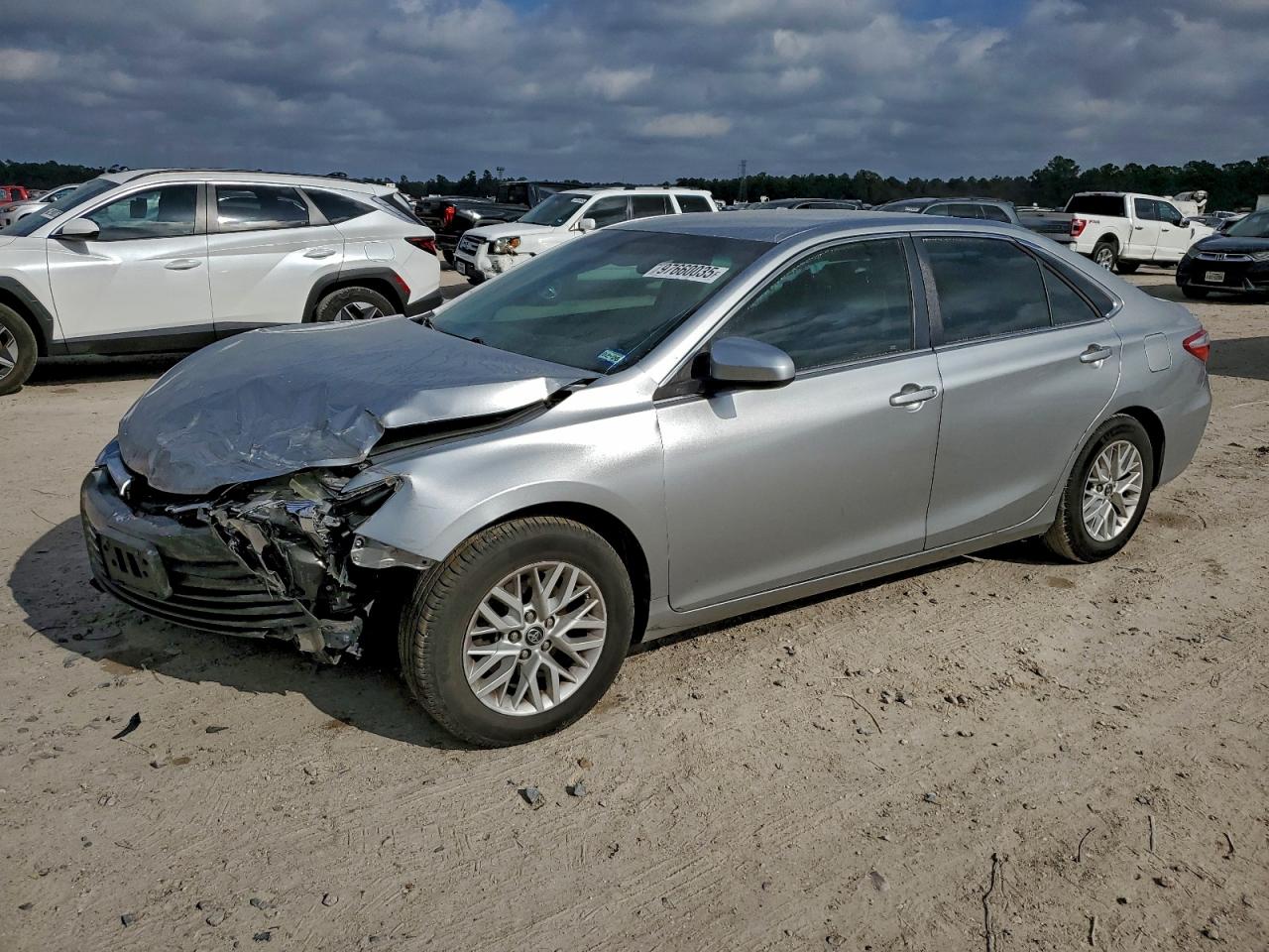 2016 TOYOTA CAMRY