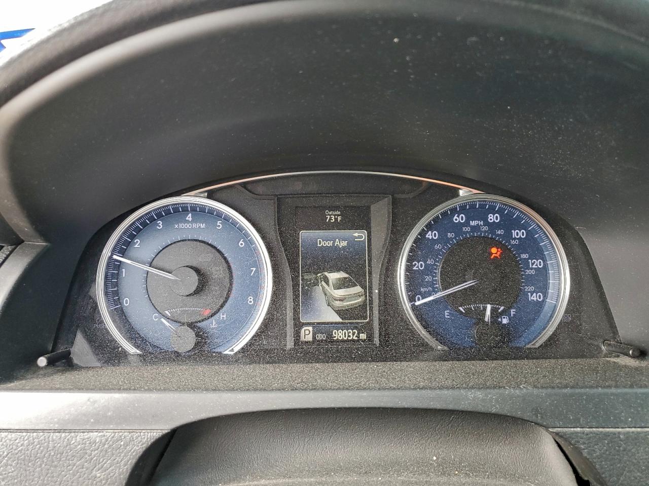 2016 TOYOTA CAMRY LE photo 9