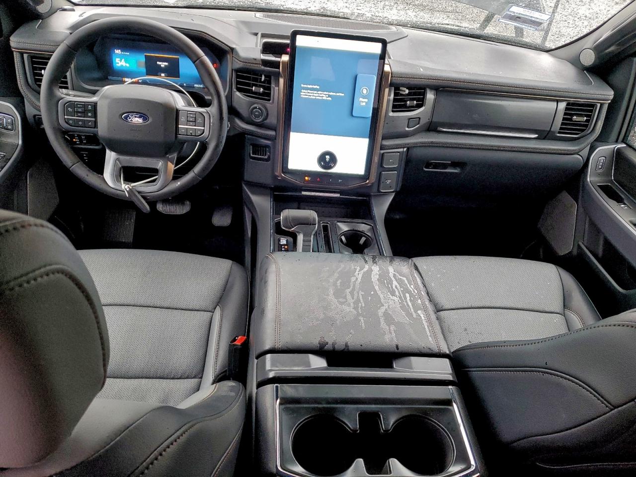 2025 FORD F150 LIGHTNING LARIAT photo 8