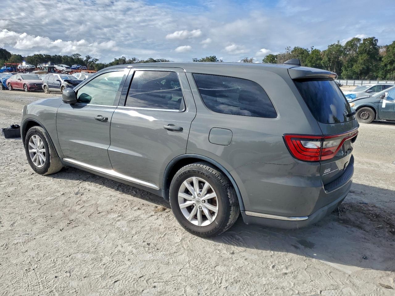 2019 DODGE DURANGO SXT photo 3