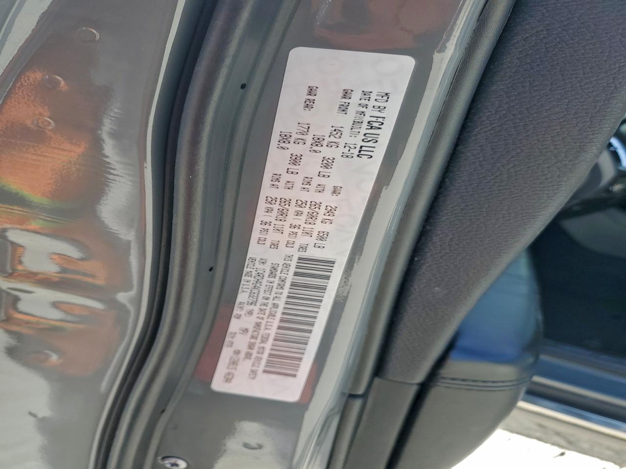 2019 DODGE DURANGO SXT photo 25