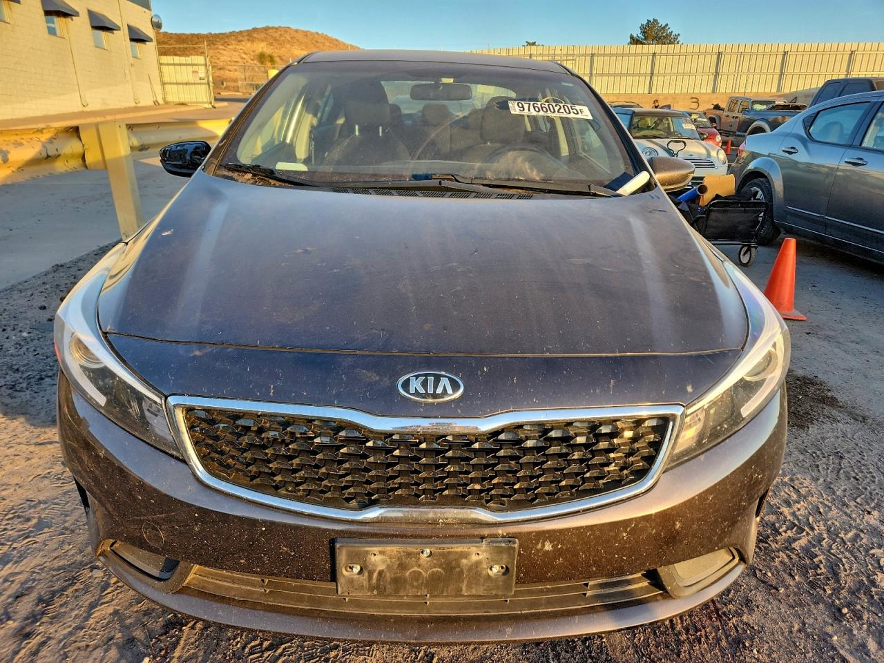 2017 KIA FORTE LX photo 5