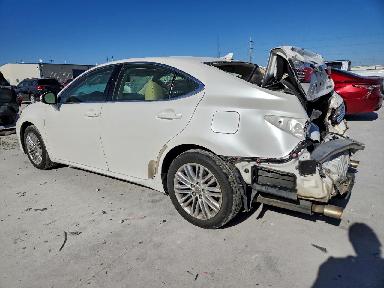 2013 LEXUS ES 350 photo 2
