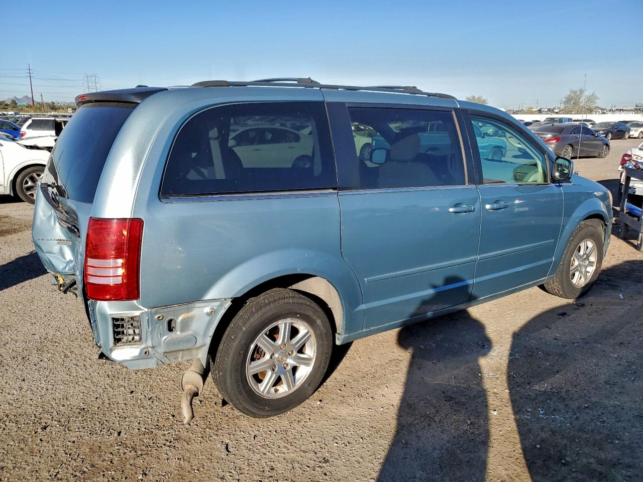 2008 CHRYSLER TOWN & COUNTRY TOURING photo 3