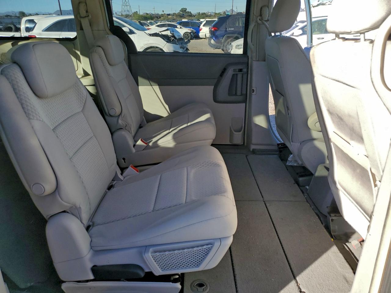 2008 CHRYSLER TOWN & COUNTRY TOURING photo 11
