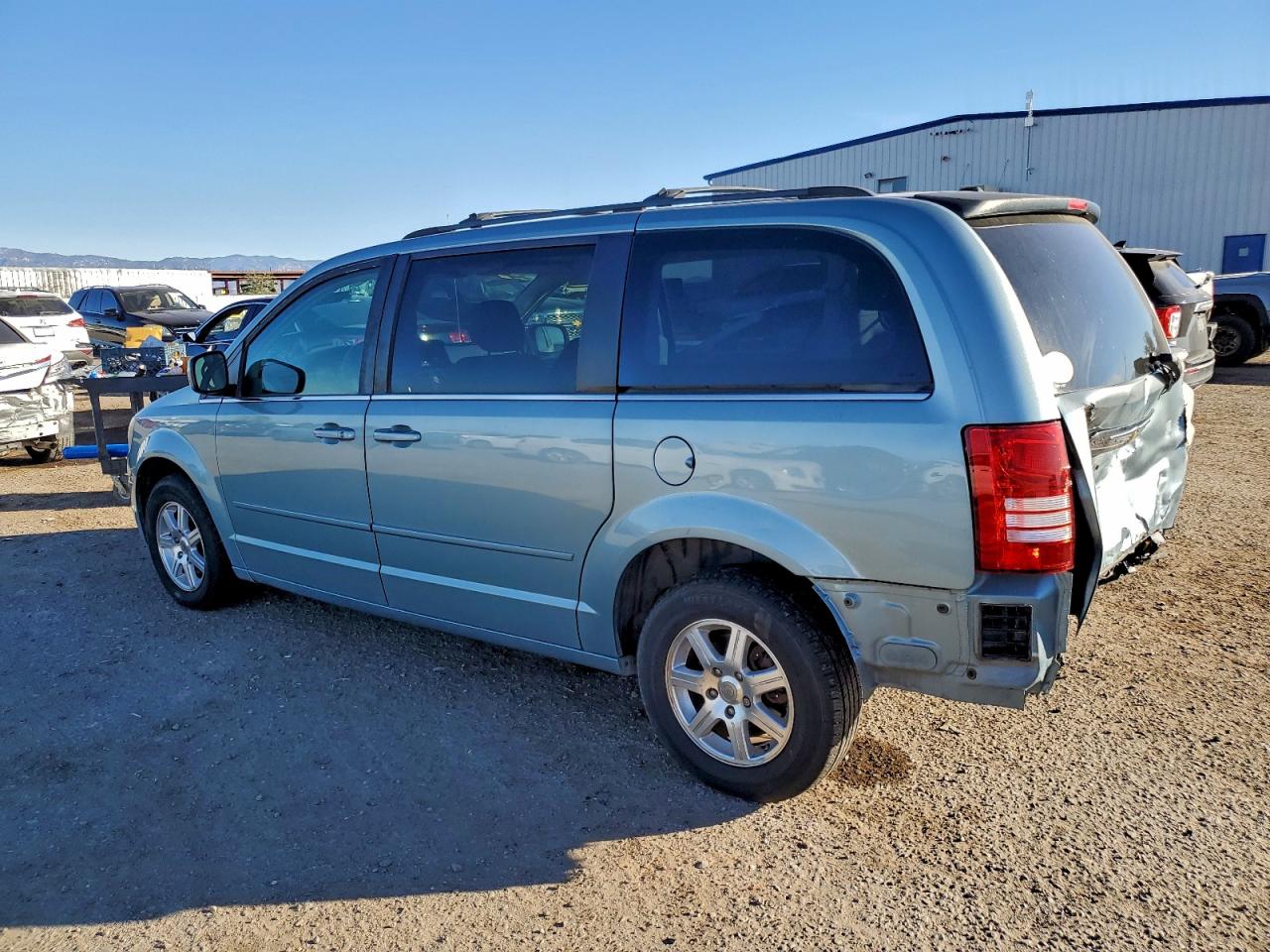 2008 CHRYSLER TOWN & COUNTRY TOURING photo 2