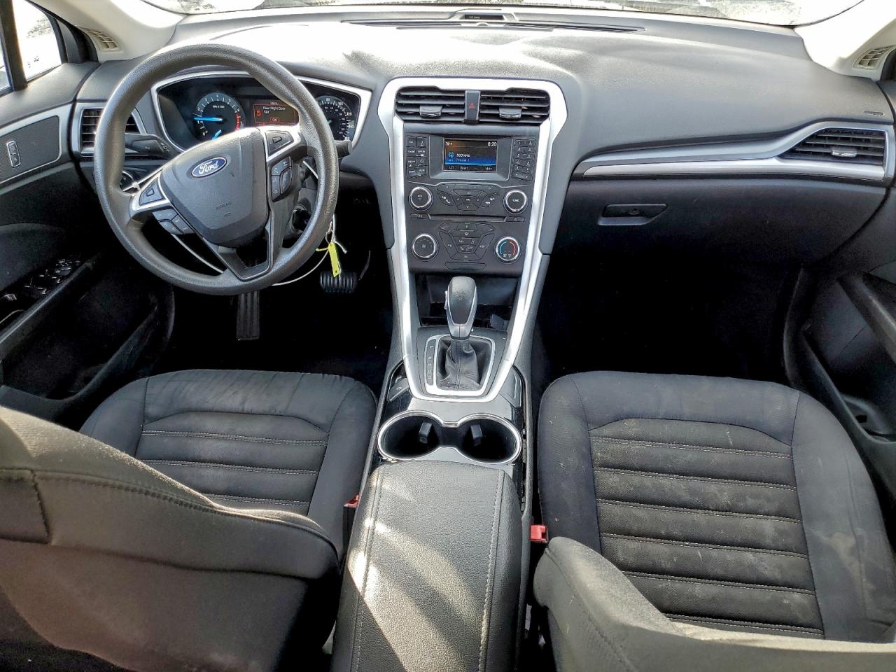 2015 FORD FUSION SE photo 8
