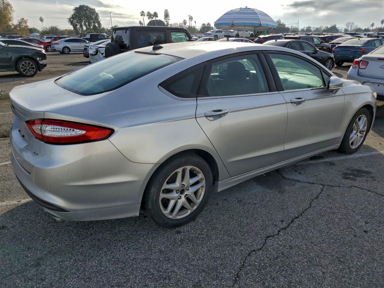 2015 FORD FUSION SE photo 3