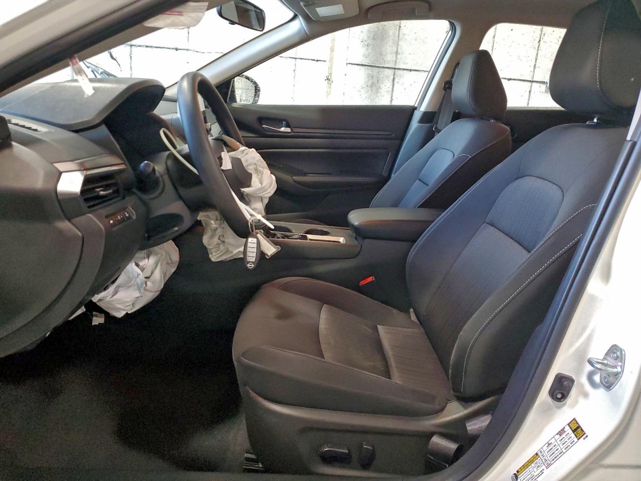 2025 NISSAN ALTIMA SV photo 7