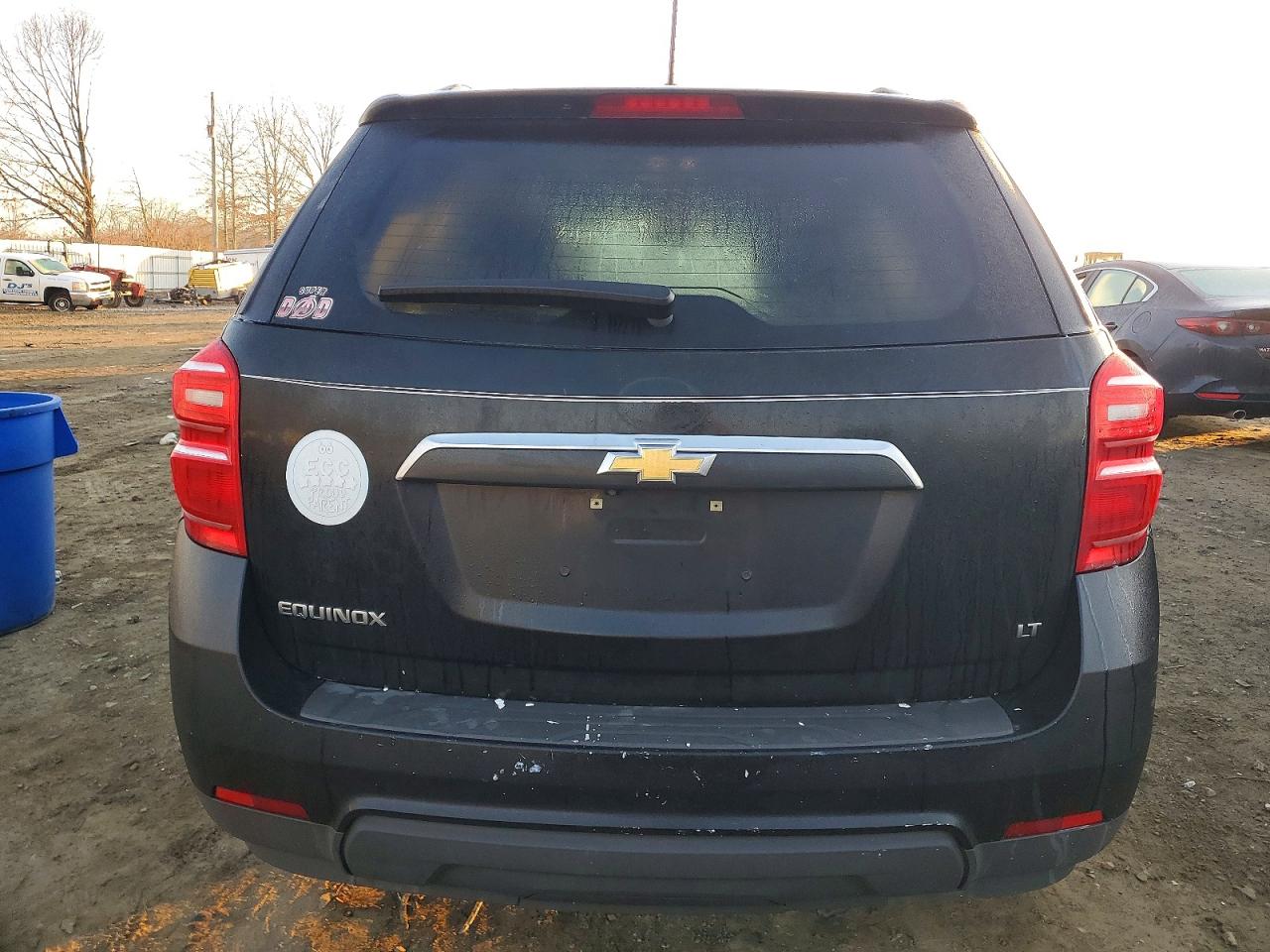 2017 CHEVROLET EQUINOX LT photo 6