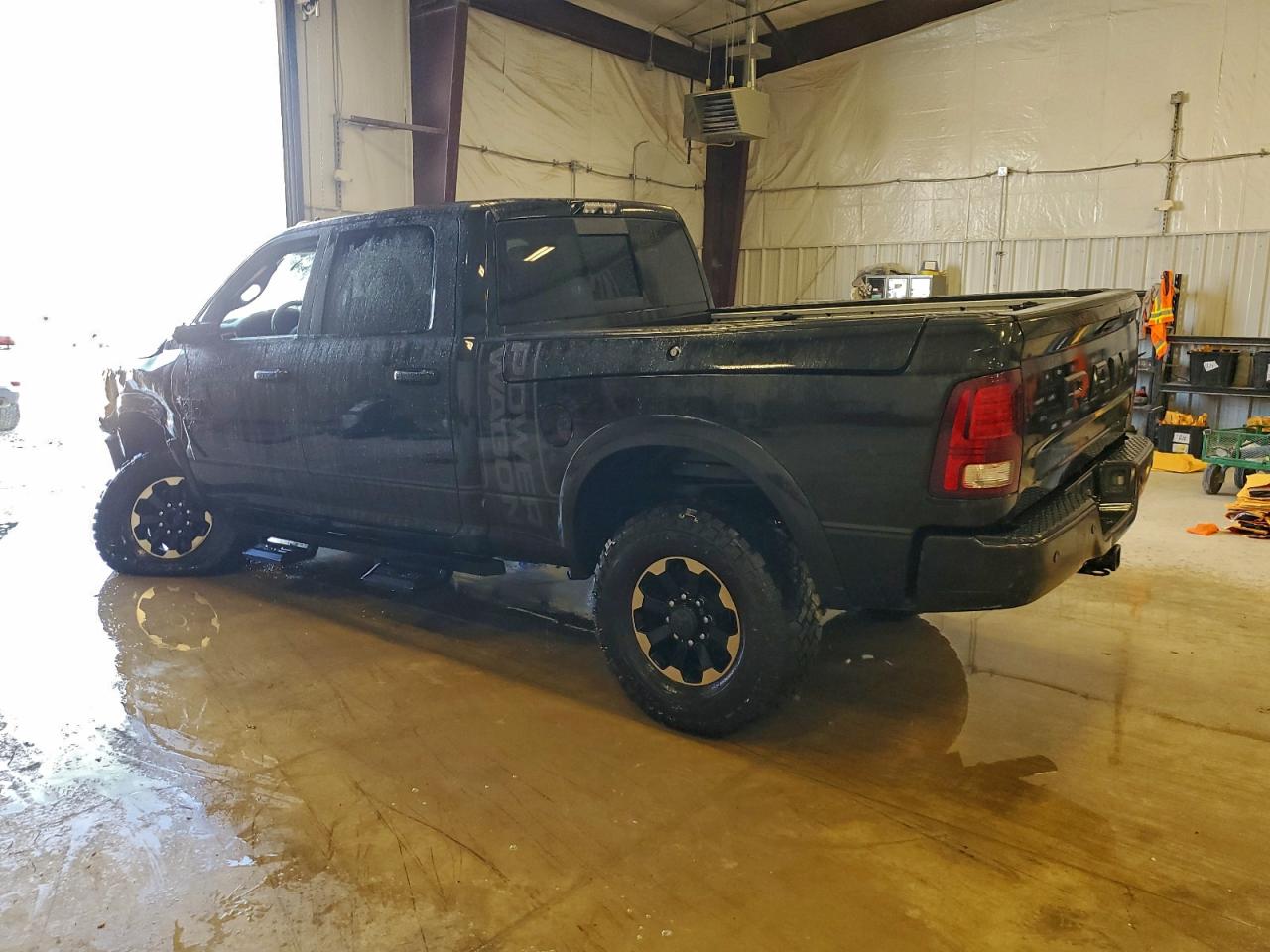 2018 RAM 2500 POWERWAGON photo 2