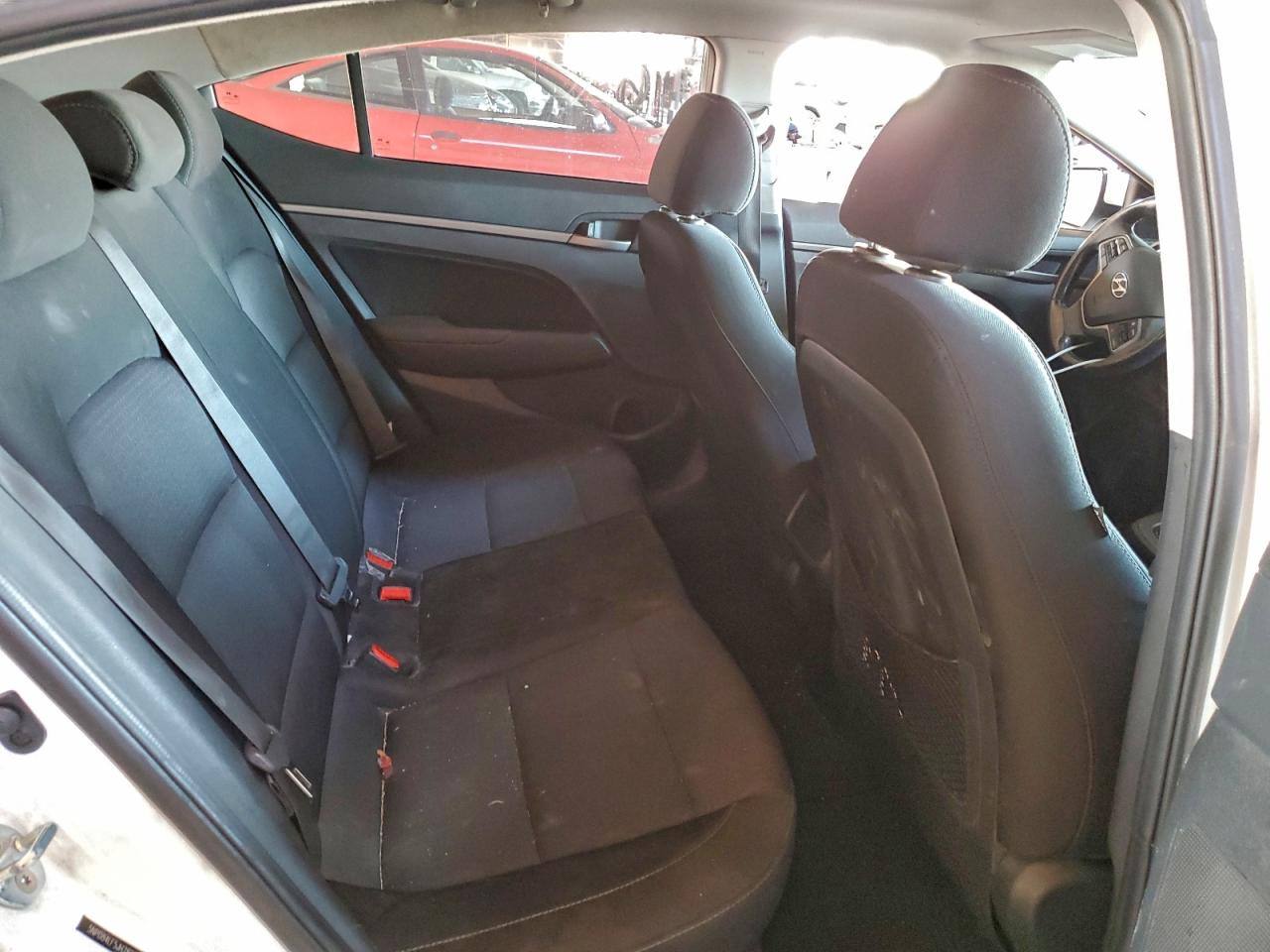 2018 HYUNDAI ELANTRA SEL photo 10
