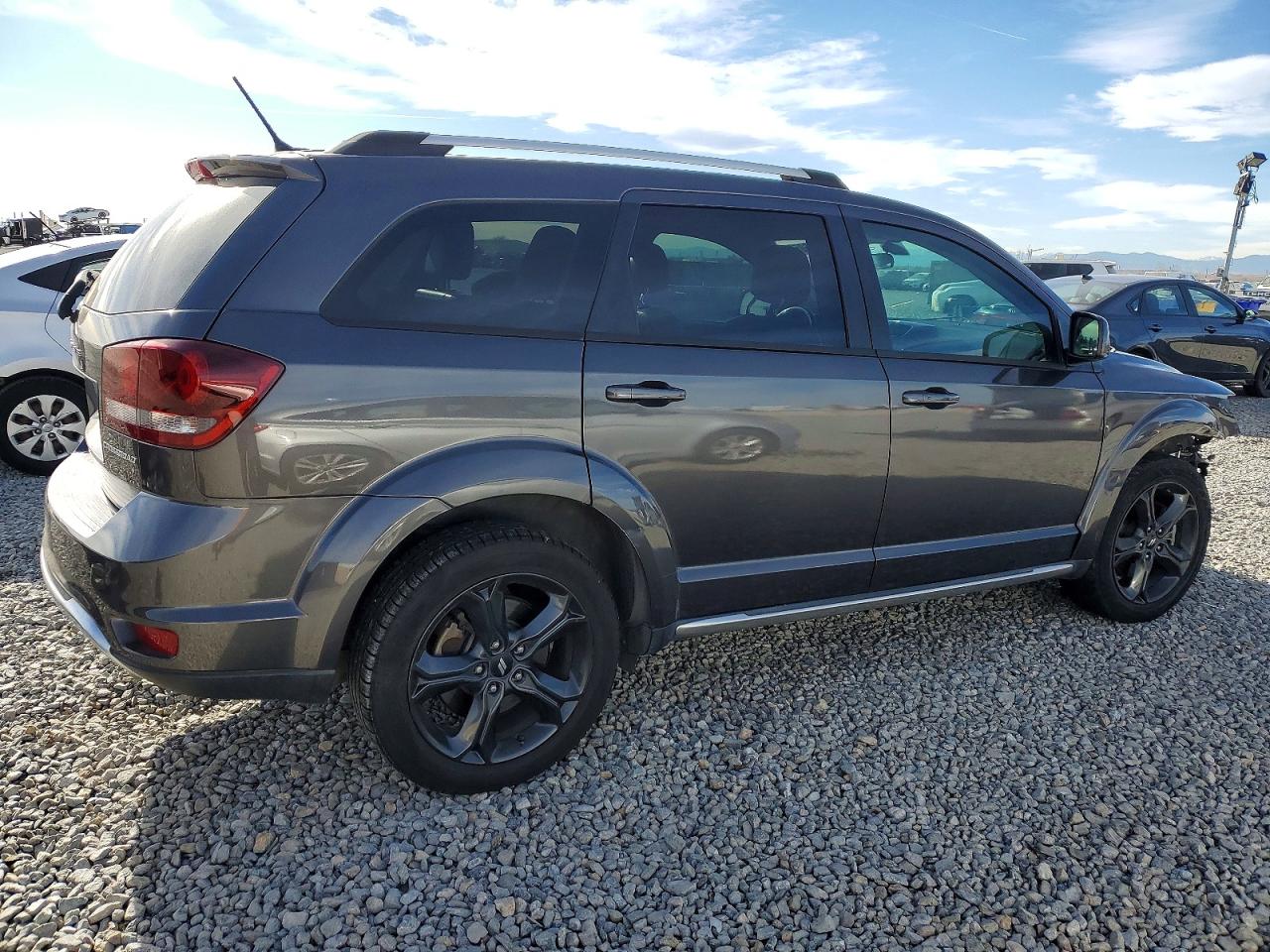 2018 DODGE JOURNEY CROSSROAD photo 3