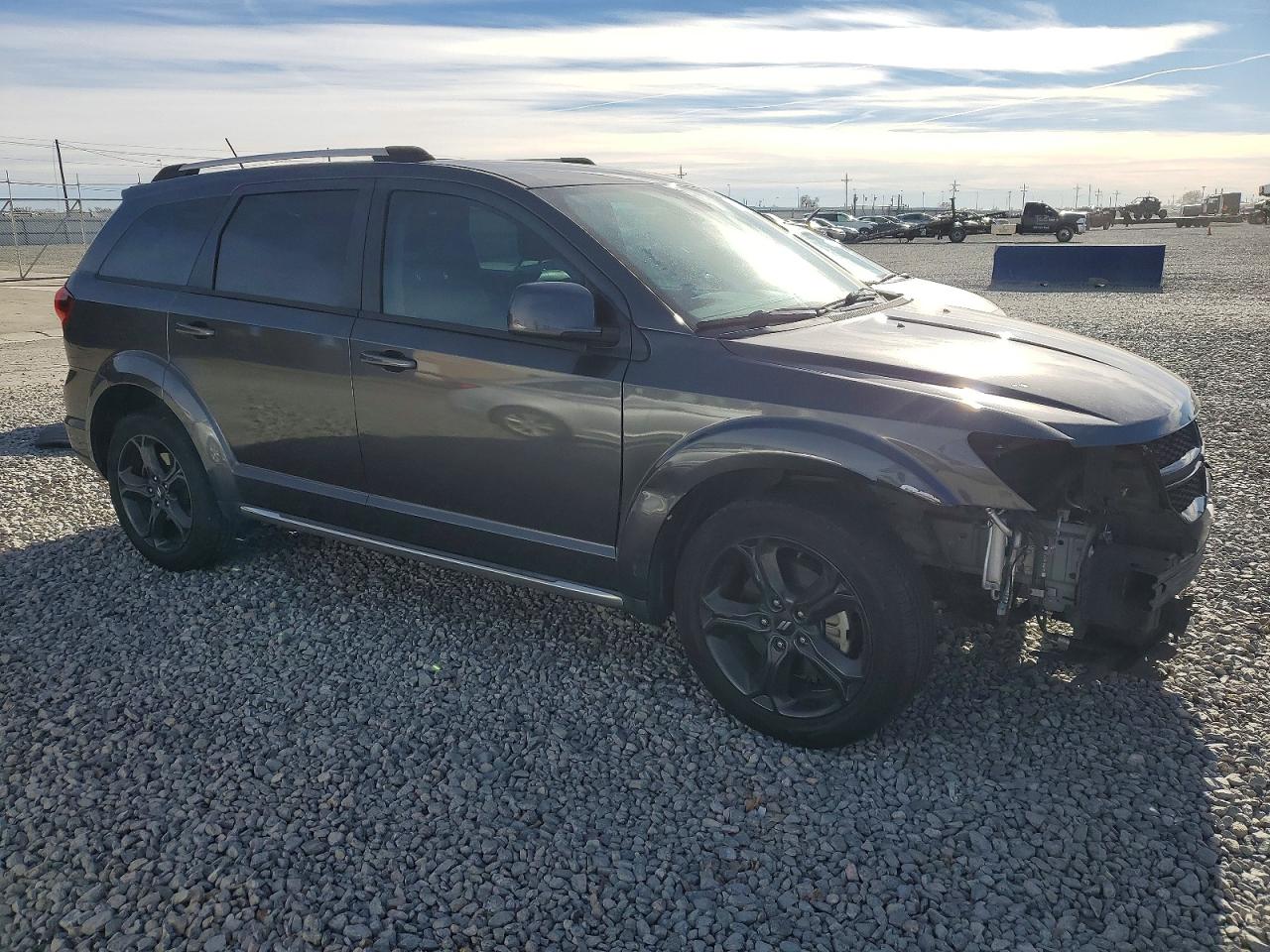 2018 DODGE JOURNEY CROSSROAD photo 4