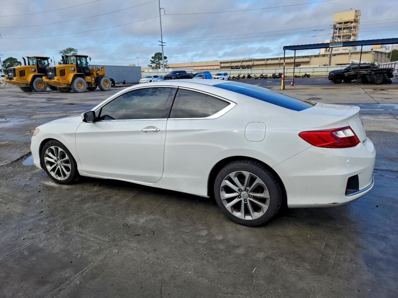 2014 HONDA ACCORD LX-S photo 2