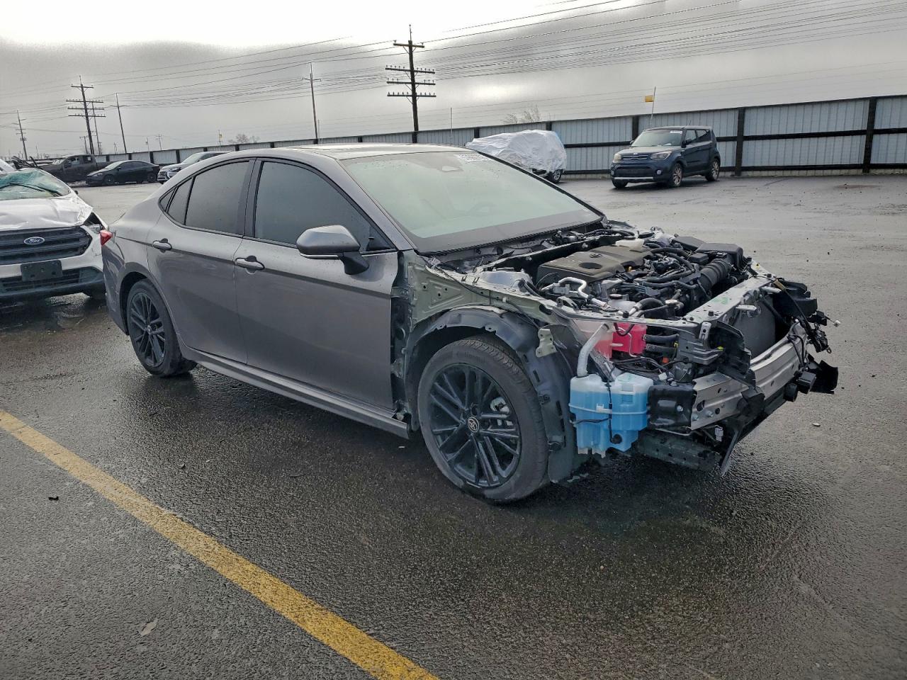 2025 TOYOTA CAMRY XSE photo 4