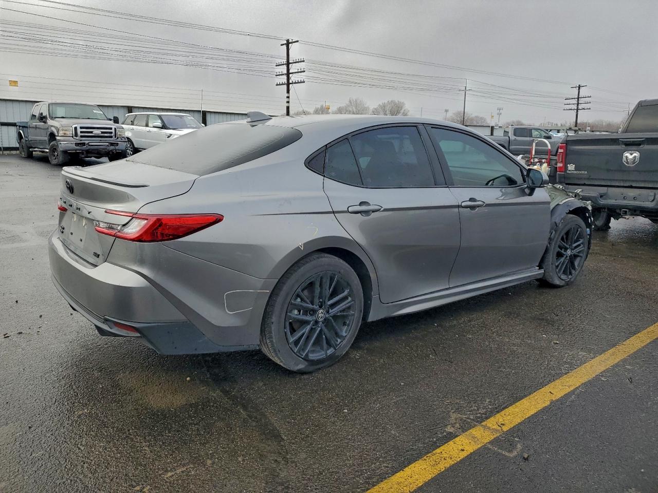 2025 TOYOTA CAMRY XSE photo 3