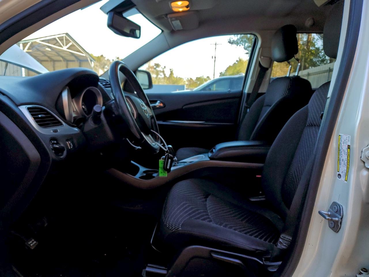 2017 DODGE JOURNEY SE photo 7