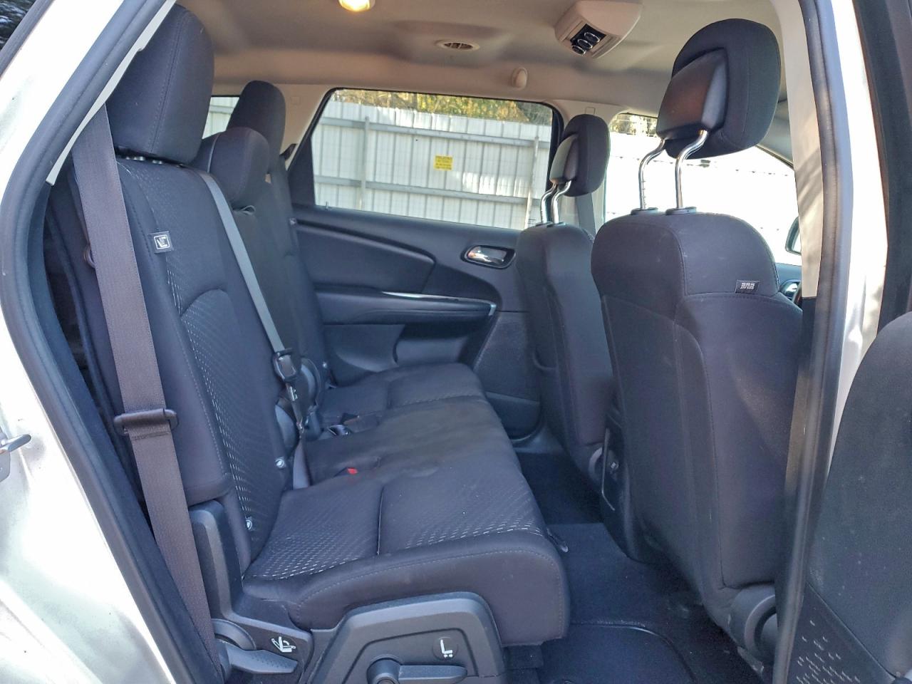 2017 DODGE JOURNEY SE photo 11