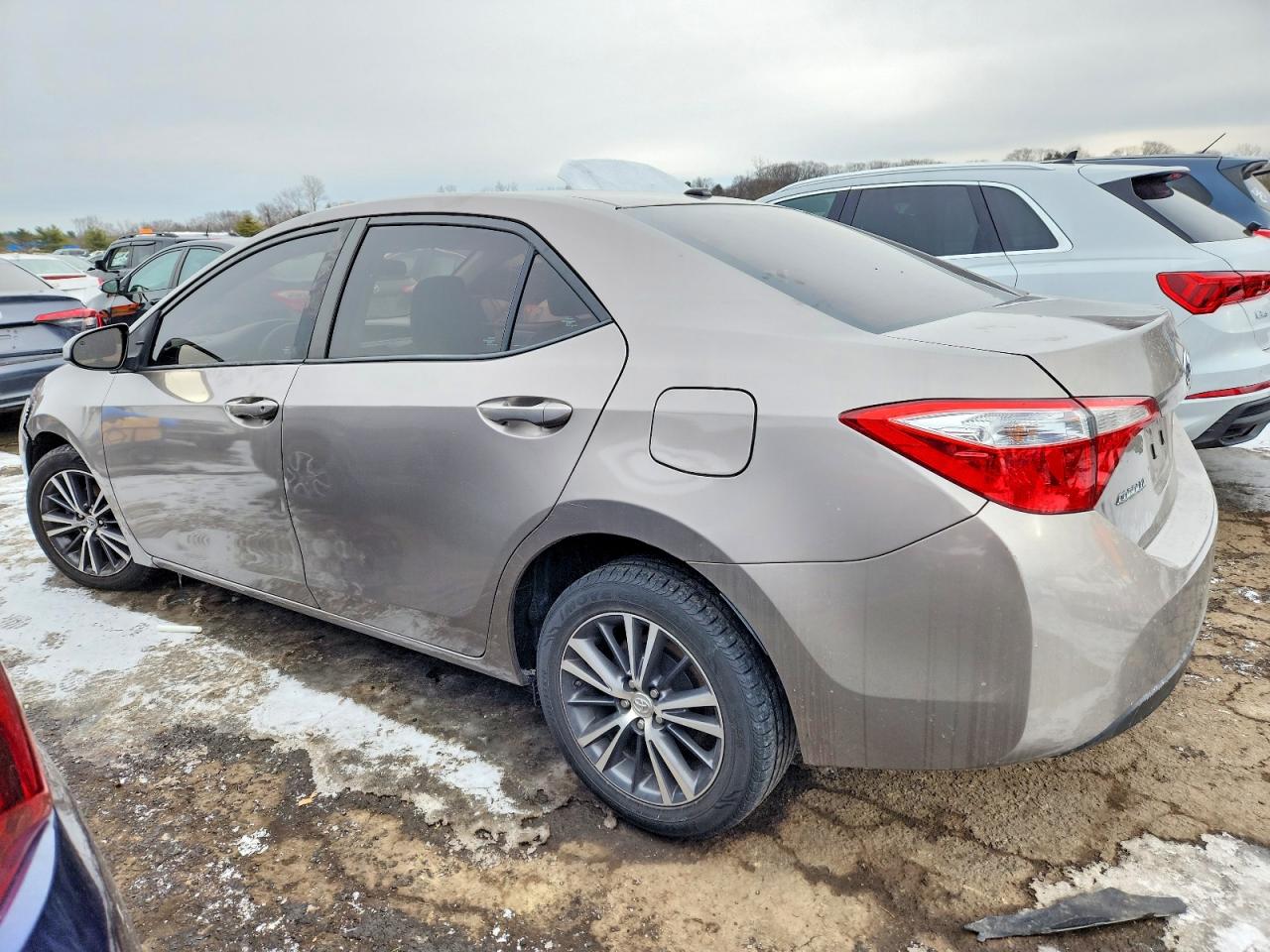 2016 TOYOTA COROLLA LE PREMIUM photo 4
