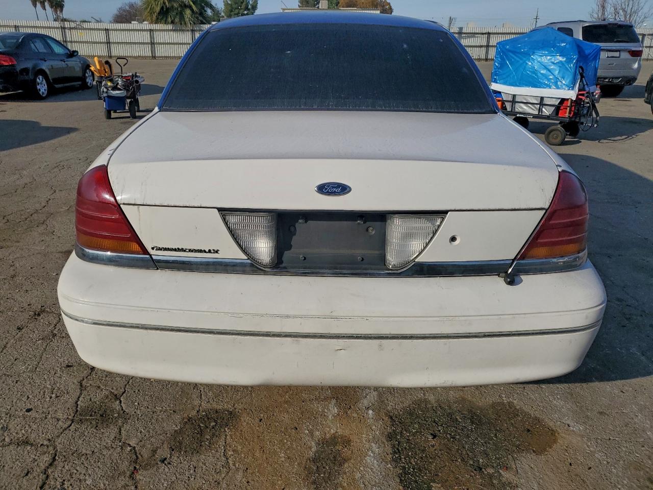 2001 FORD CROWN VICTORIA LX photo 6