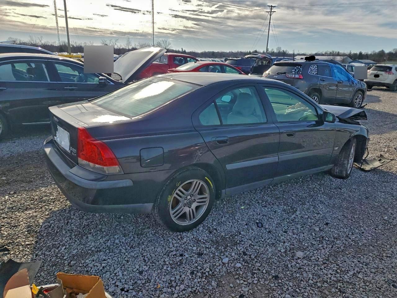 2003 VOLVO S60 2.4T photo 3