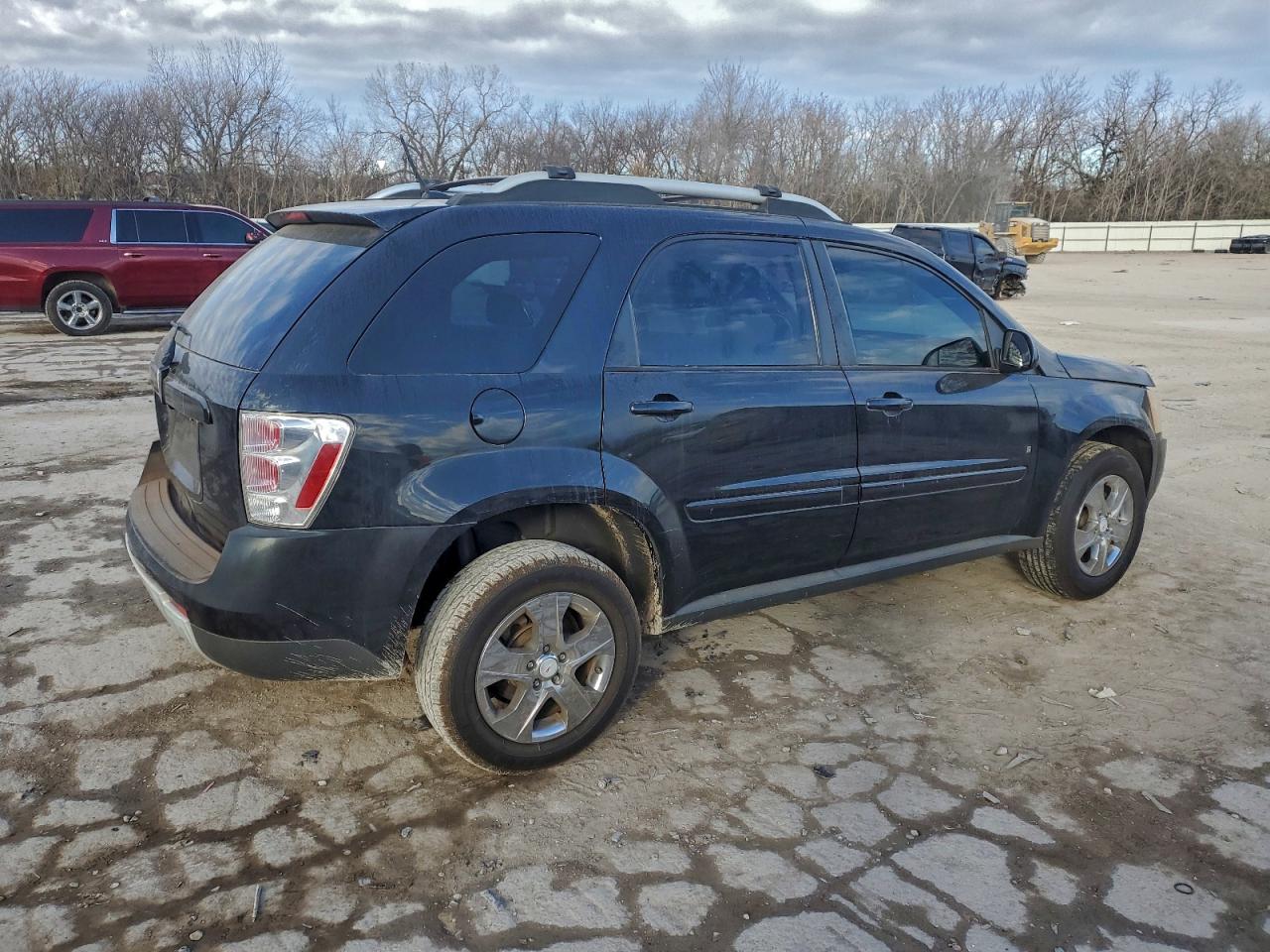 2008 PONTIAC TORRENT photo 3