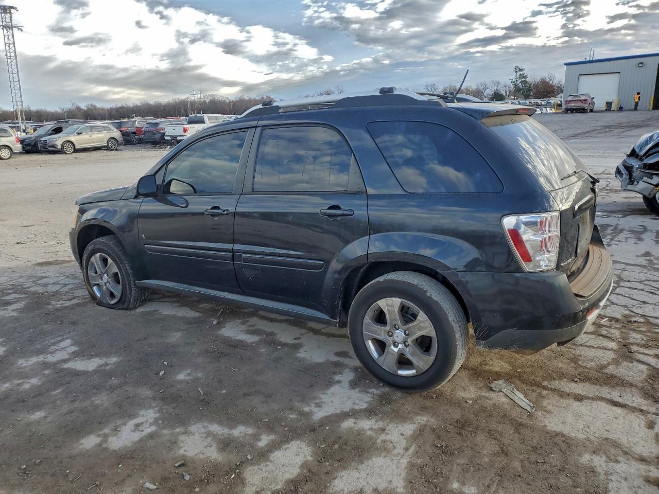 2008 PONTIAC TORRENT photo 2