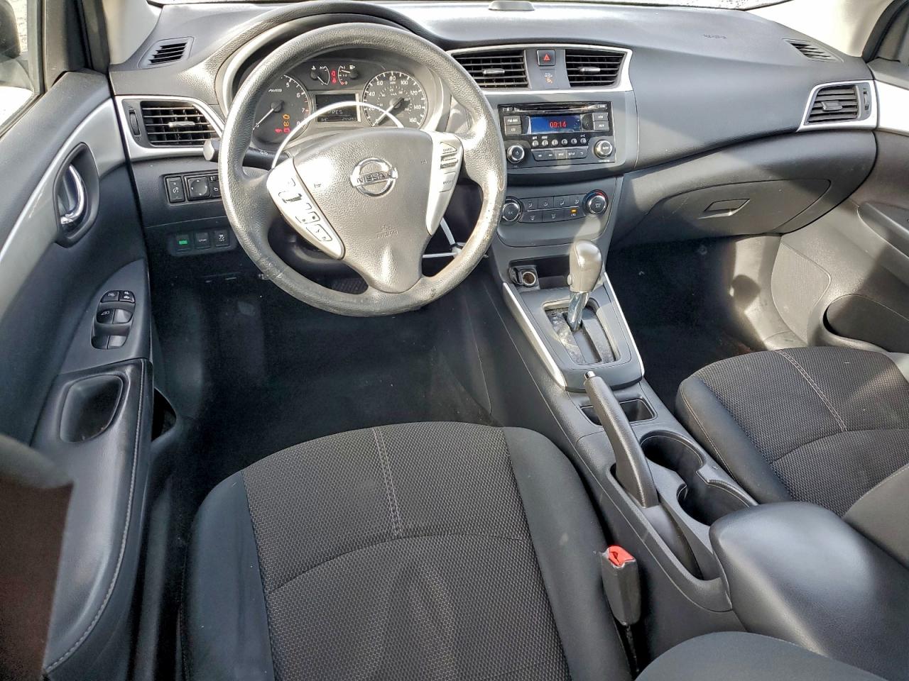 2016 NISSAN SENTRA S photo 8