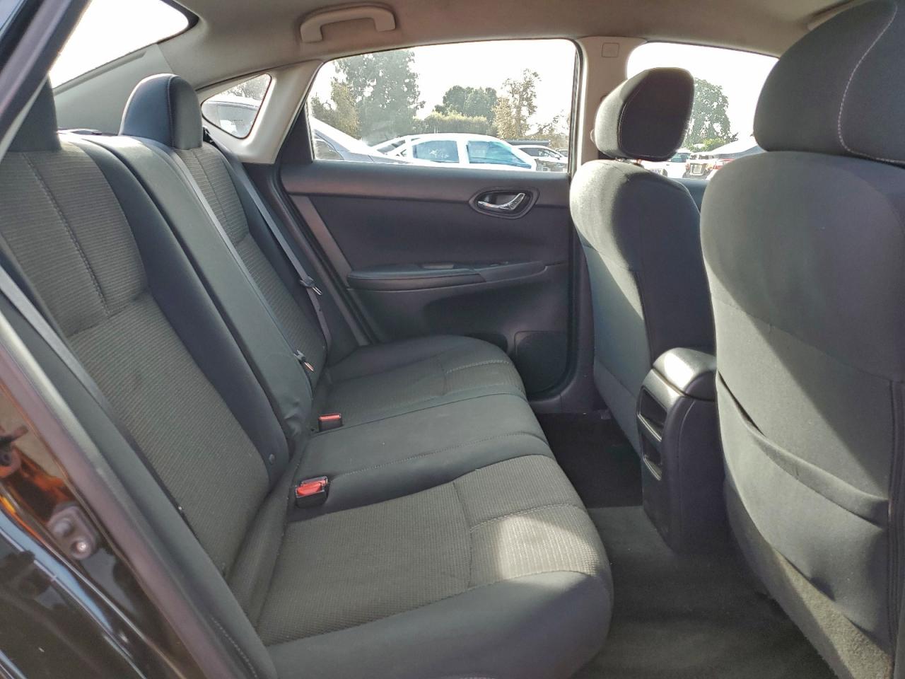 2016 NISSAN SENTRA S photo 10