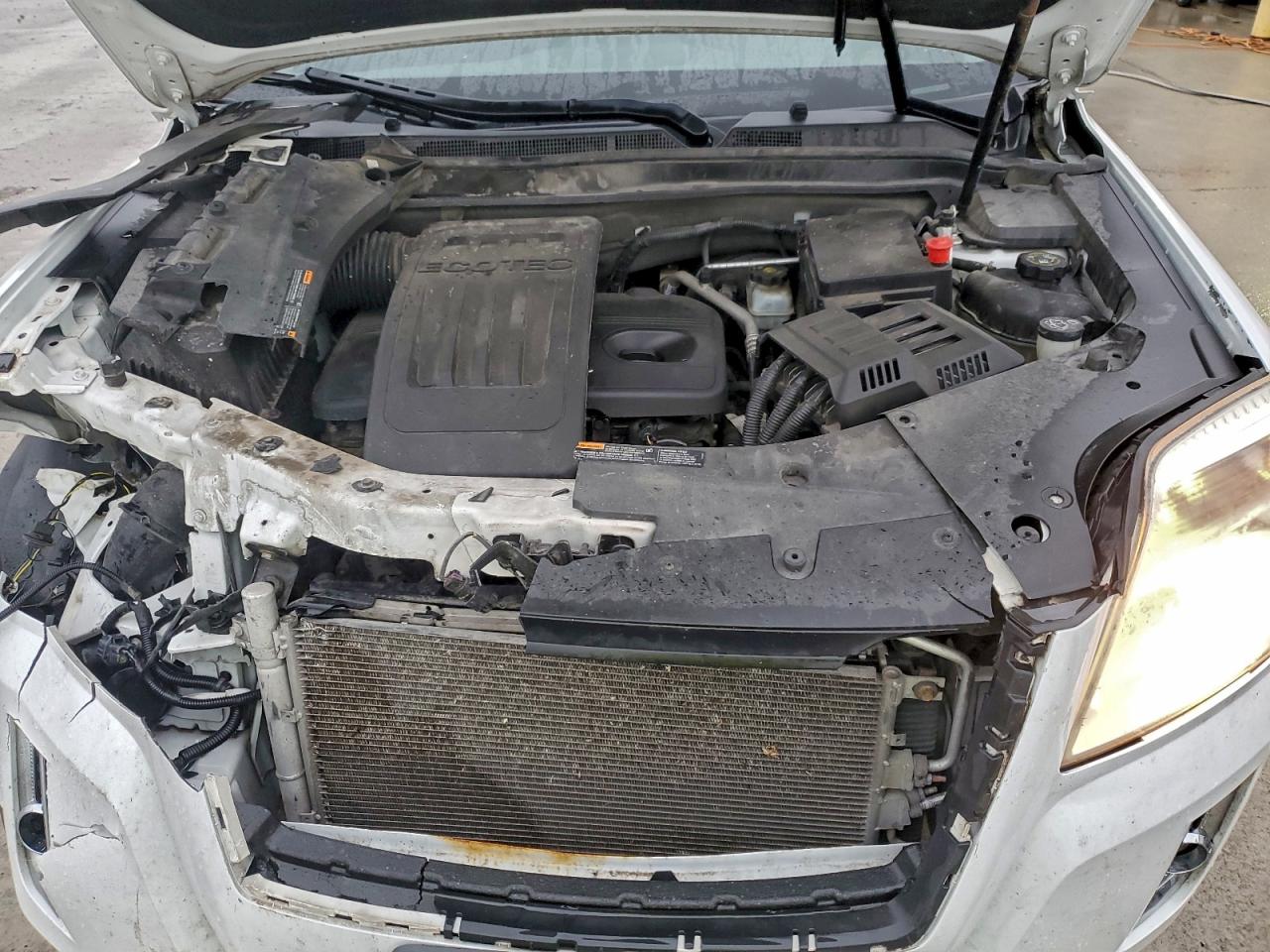 2013 GMC TERRAIN SLE photo 11
