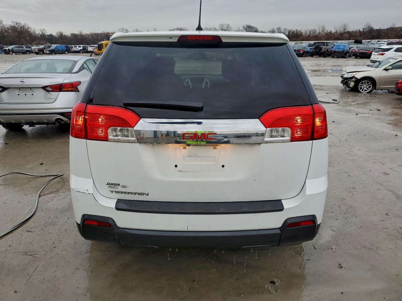 2013 GMC TERRAIN SLE photo 6