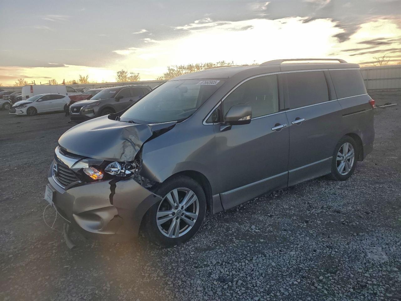 2012 NISSAN QUEST