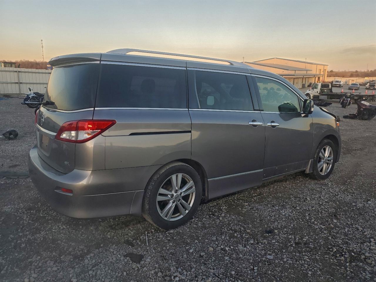 2012 NISSAN QUEST S photo 3
