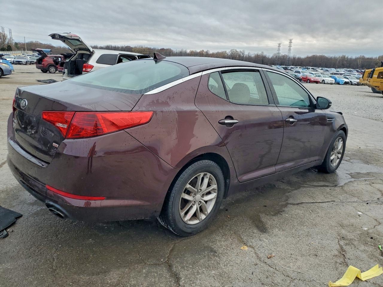 2013 KIA OPTIMA LX photo 3